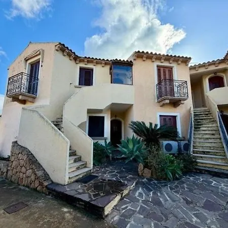 Giglio 15 Apartment *